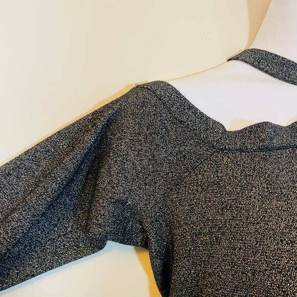 Torrid Cross Neck Cold Shoulder Lurex Pullover Sweater Black Gold Glitter Sz 1X - Picture 5 of 14